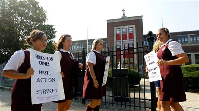 Catholic School Teachers Strike Ends